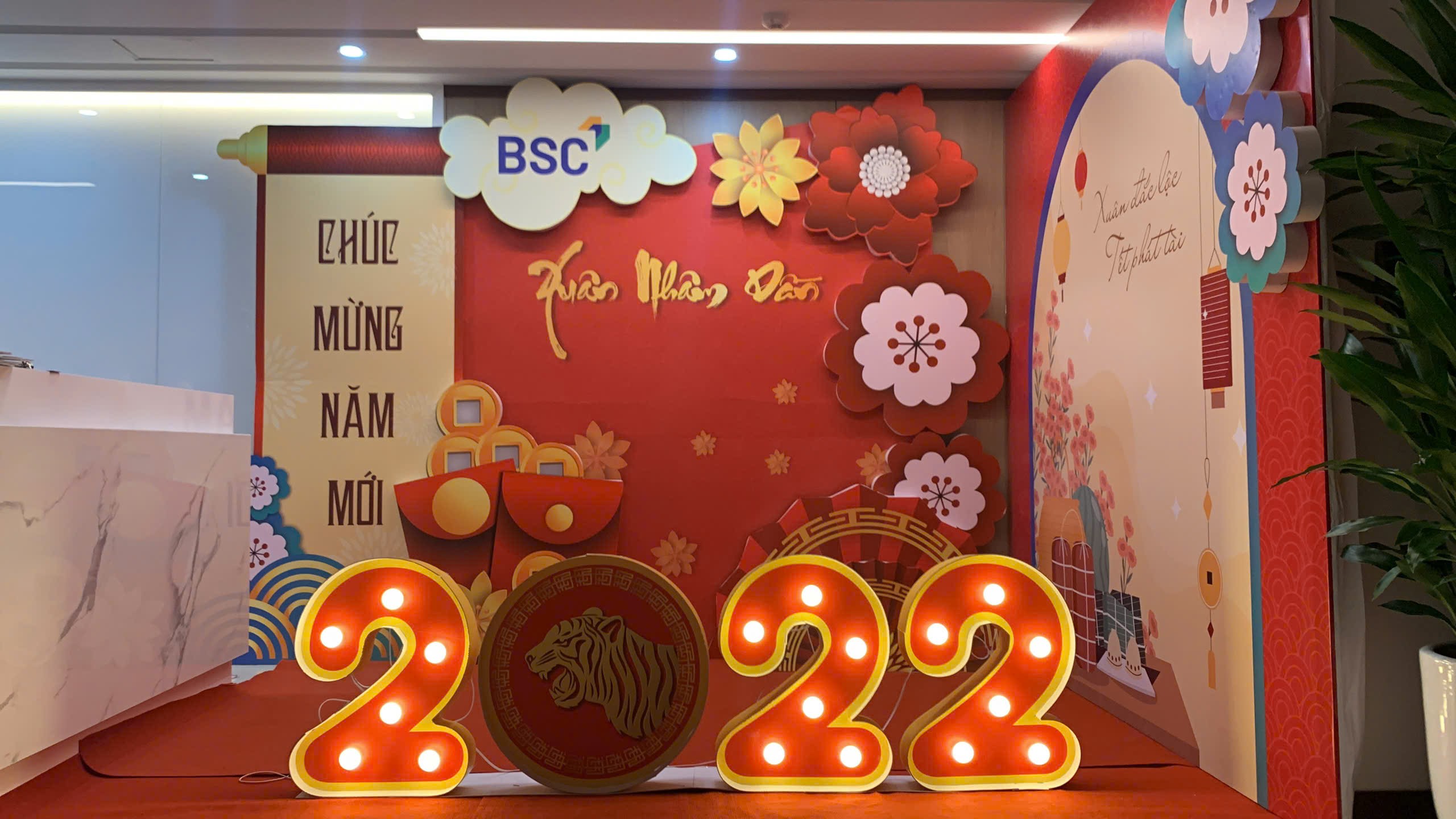 Trang Trí Tết 2027 Tại Thanh Xuân | Decor Công Ty